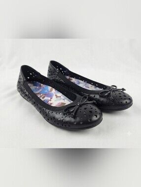 Vionic Surin Black Laser Cut Ballet Flats Women's Size 9.5 EUC Floral Comfort